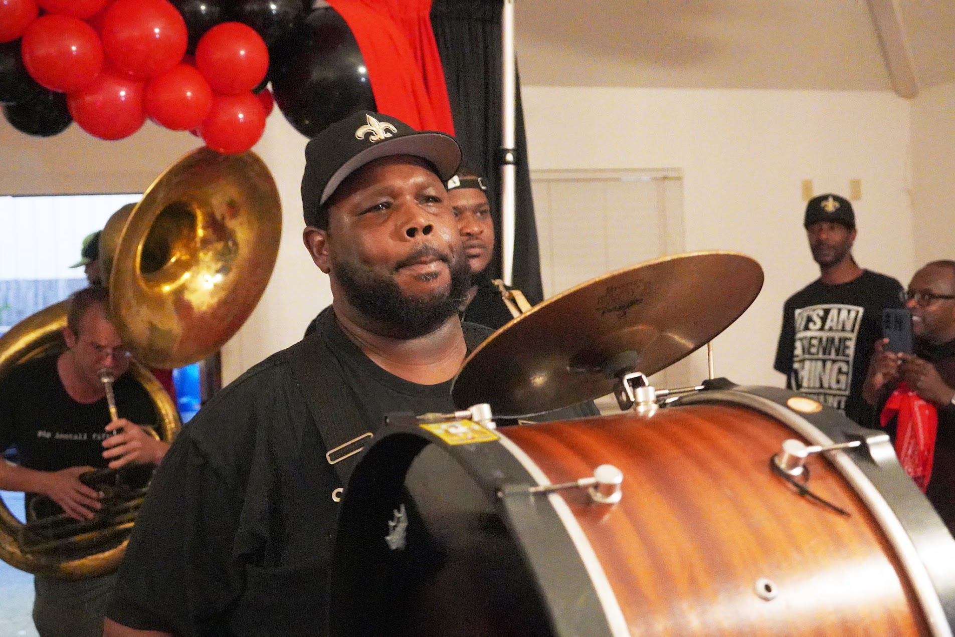 Bass drum and sousaphone driving a party set